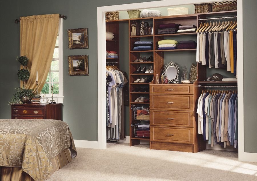 custom-walk-in-closet