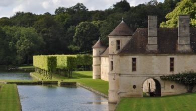 investing in a French chateau